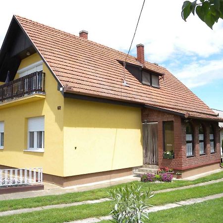 Apartment Balatonbereny 4 エクステリア 写真