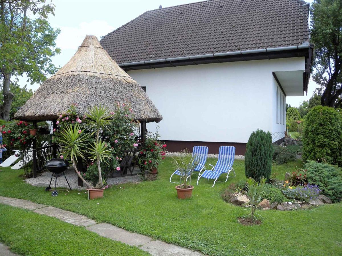 Apartment Balatonbereny 4 エクステリア 写真
